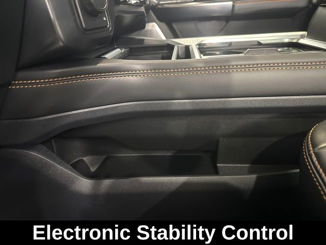Used 2024 Ford F450 Platinum w/ FX4 Off-Road Package image 14