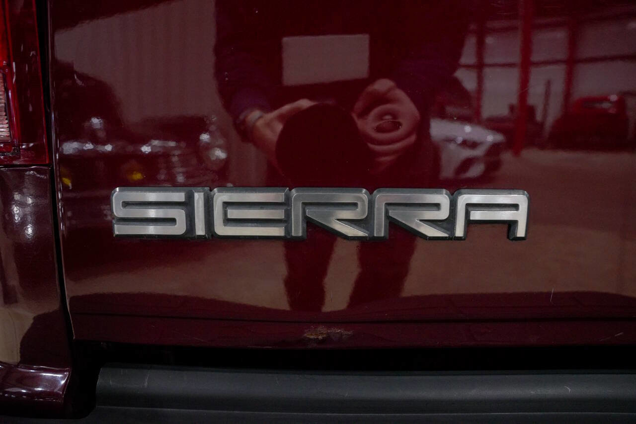 Used 1998 GMC Sierra 1500 2WD Extended Cab w/ Imagemax Pkg image 23