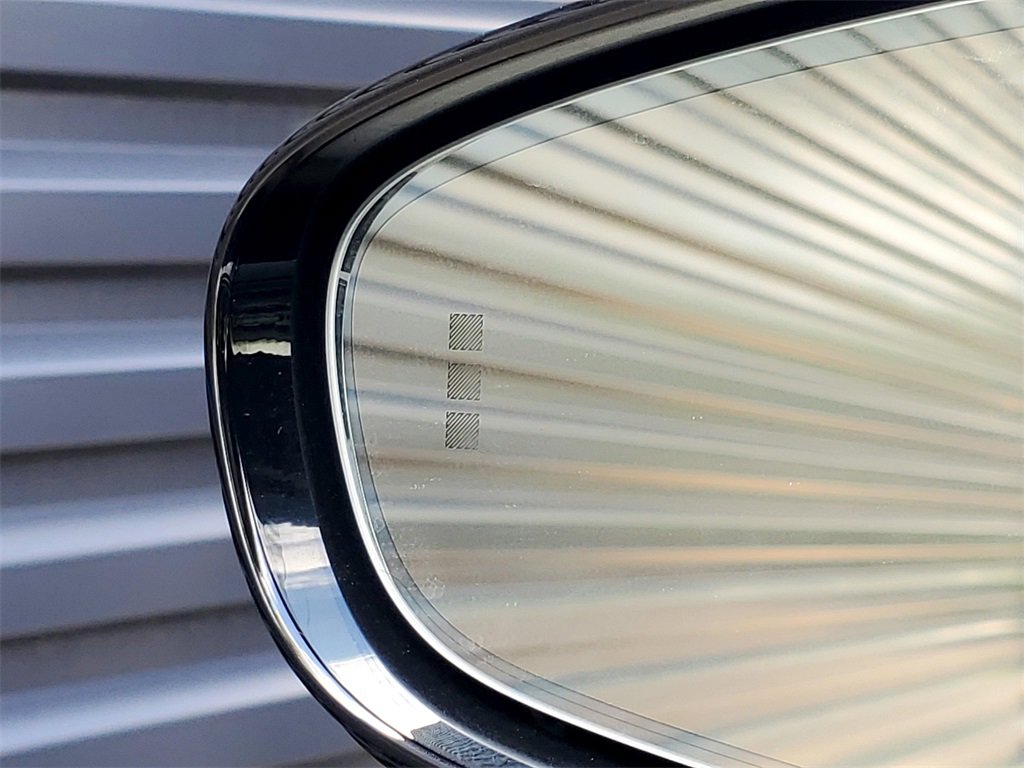 New 2025 Porsche Taycan image 29