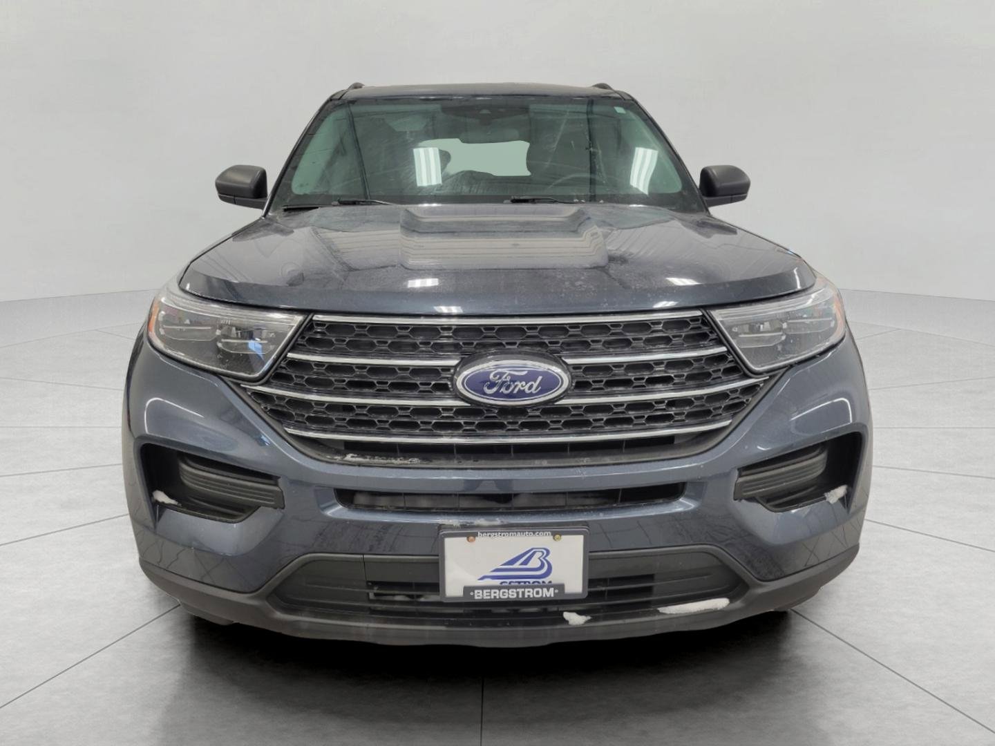 Used 2023 Ford Explorer XLT w/ Class IV Trailer Tow Package image 14