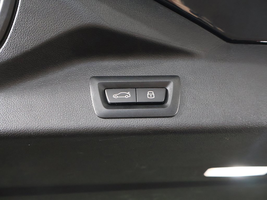 Used 2024 BMW X5 xDrive40i w/ M Sport Package image 53