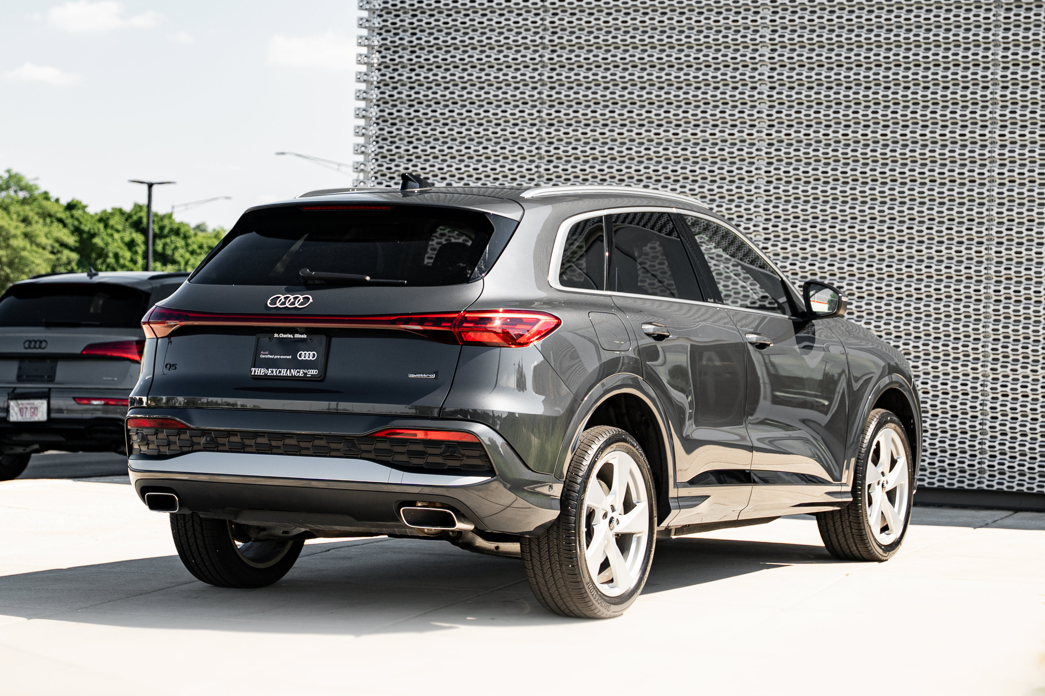 Certified 2025 Audi Q5 Premium Plus w/ Premium Plus AWD/4WD image 4