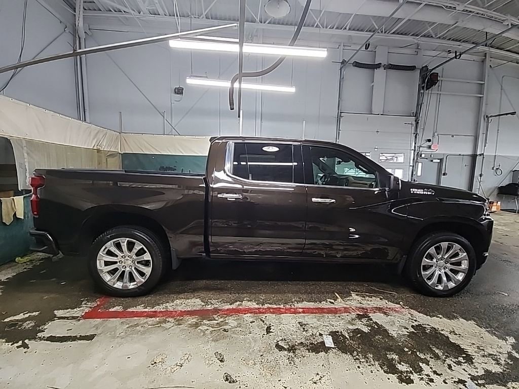 Used 2019 Chevrolet Silverado 1500 High Country w/ Technology Package image 9