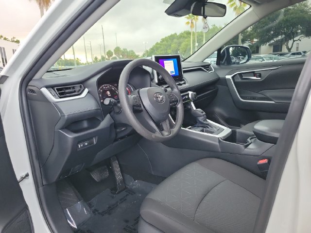 Used 2024 Toyota RAV4 XLE FWD image 9