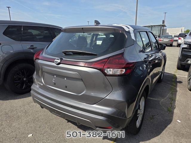 Used 2023 Nissan Kicks S FWD image 4