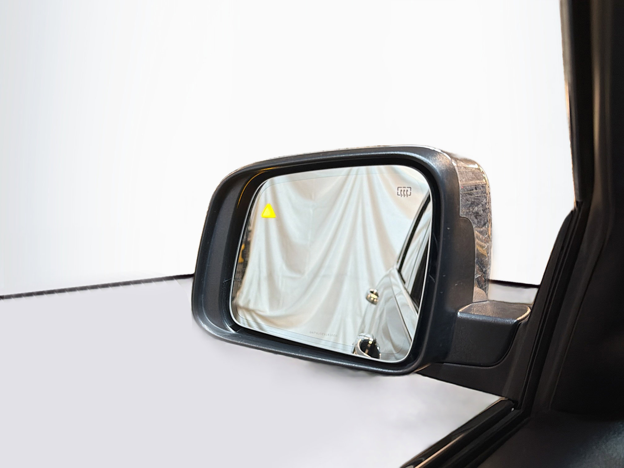 Used 2019 Jeep Grand Cherokee Limited image 16