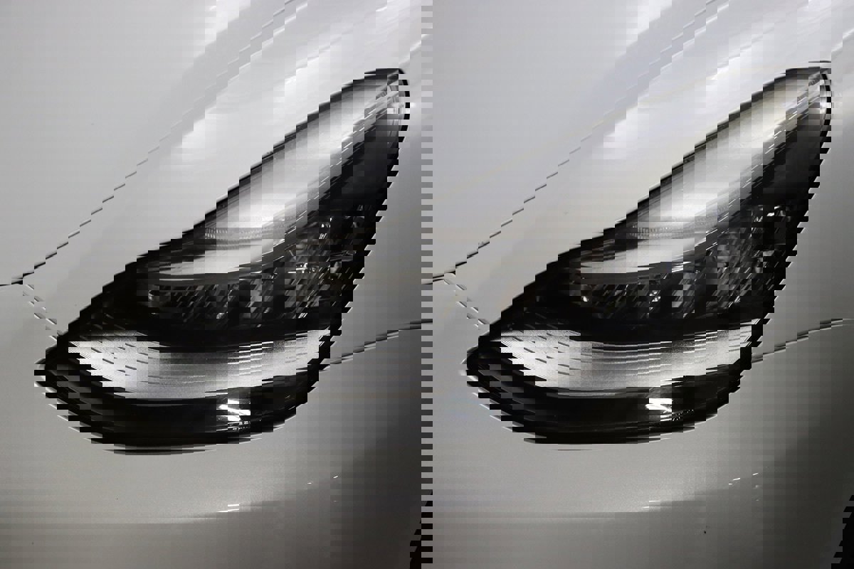 Used 2023 Tesla Model Y Long Range image 5