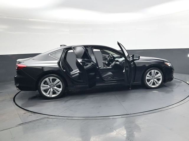 Used 2023 Acura TLX w/ Technology Package image 40