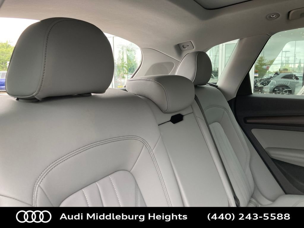 Certified 2022 Audi Q5 2.0T Premium Plus w/ Premium Plus Package image 32