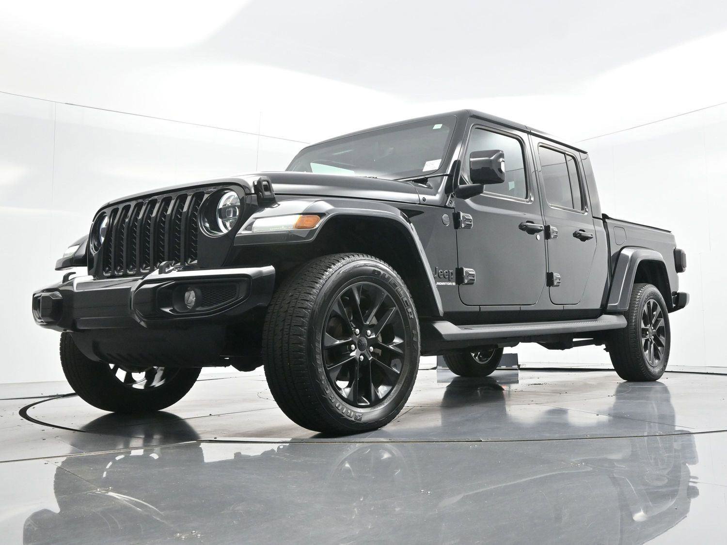 Used 2023 Jeep Gladiator Overland AWD/4WD image 42