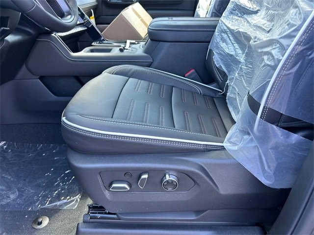 New 2026 GMC Sierra 2500 AT4X image 18