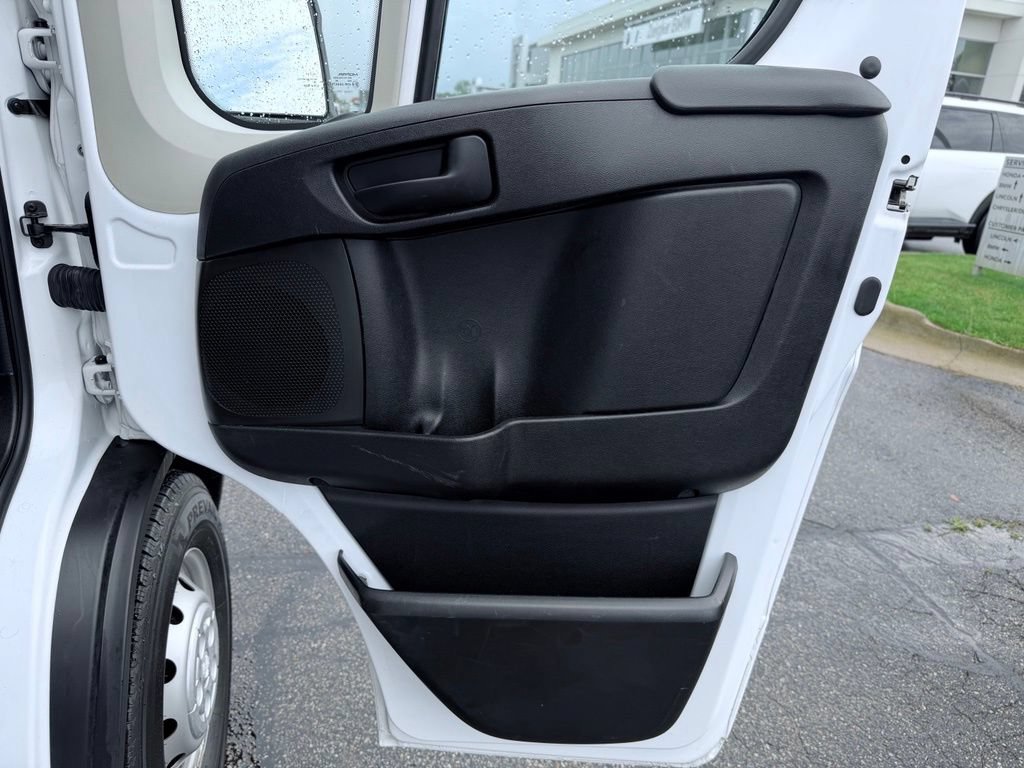 Used 2021 RAM ProMaster 2500 w/ Interior LED Lighting Group FWD image 15