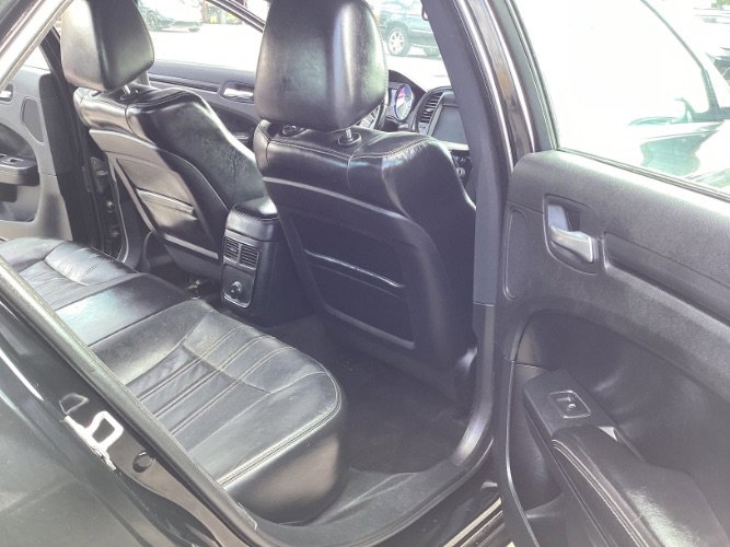 Used 2013 Chrysler 300 S image 8