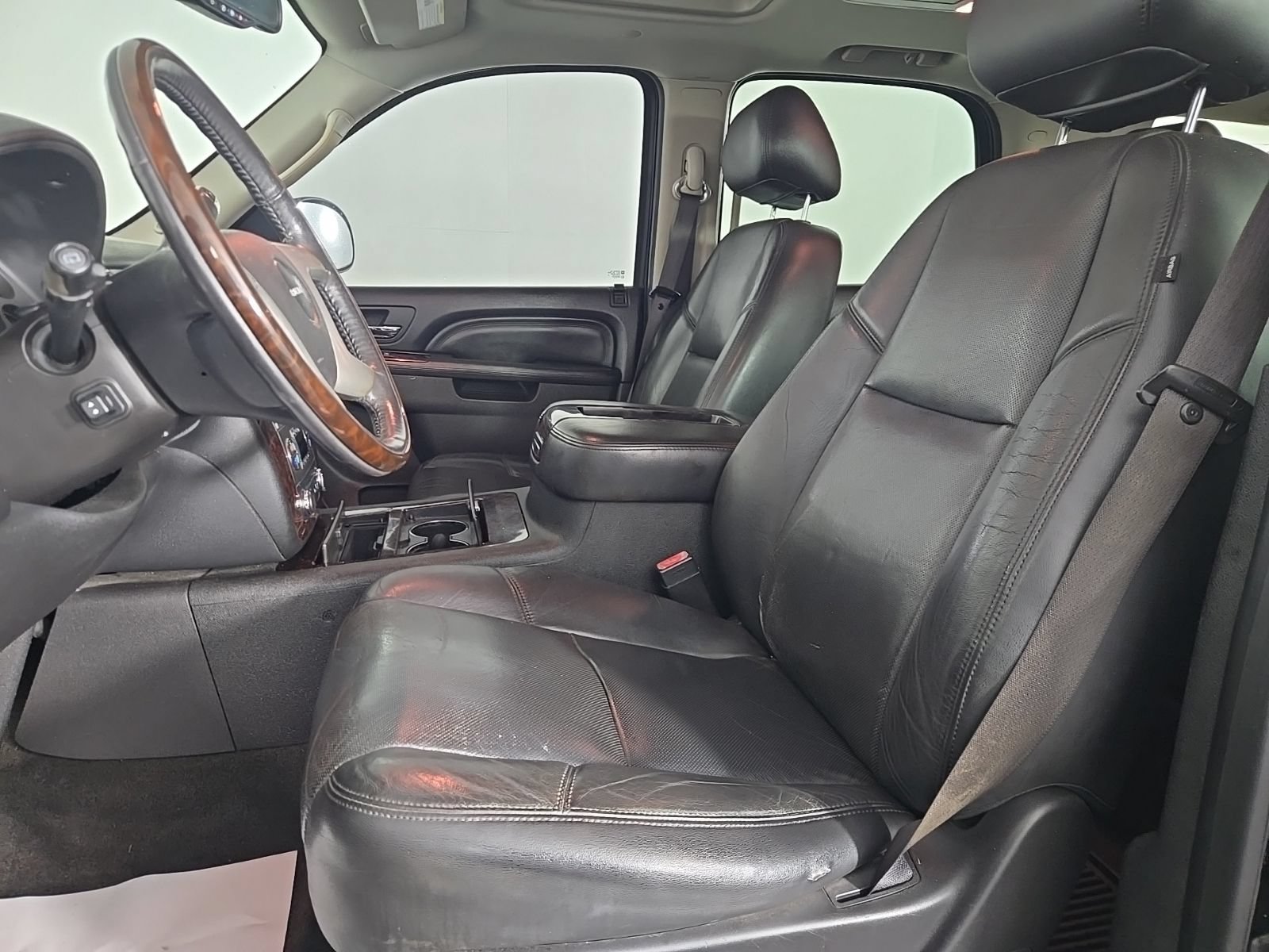Used 2012 GMC Yukon Denali RWD image 8