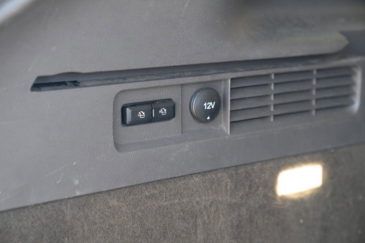 Used 2017 Lincoln MKX Reserve FWD image 19