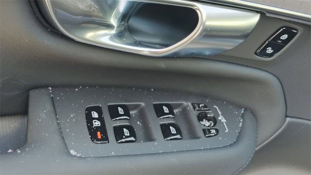 New 2026 Volvo XC90 B6 Ultra image 10