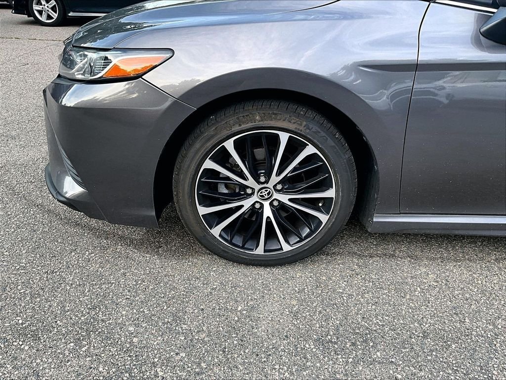 Certified 2020 Toyota Camry SE FWD image 7