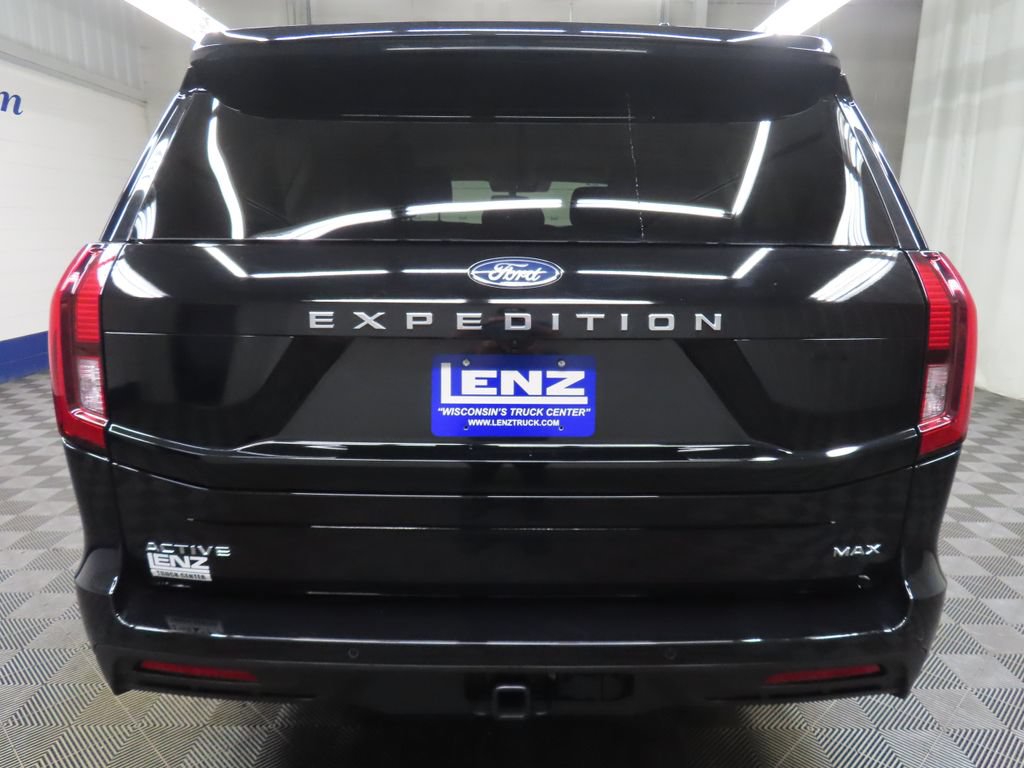 Used 2025 Ford Expedition Max Active AWD/4WD image 42