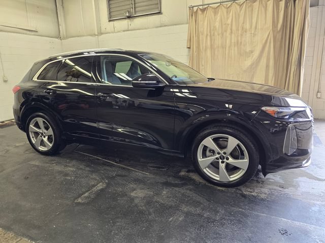 Certified 2025 Audi Q5 Prestige AWD/4WD image 8