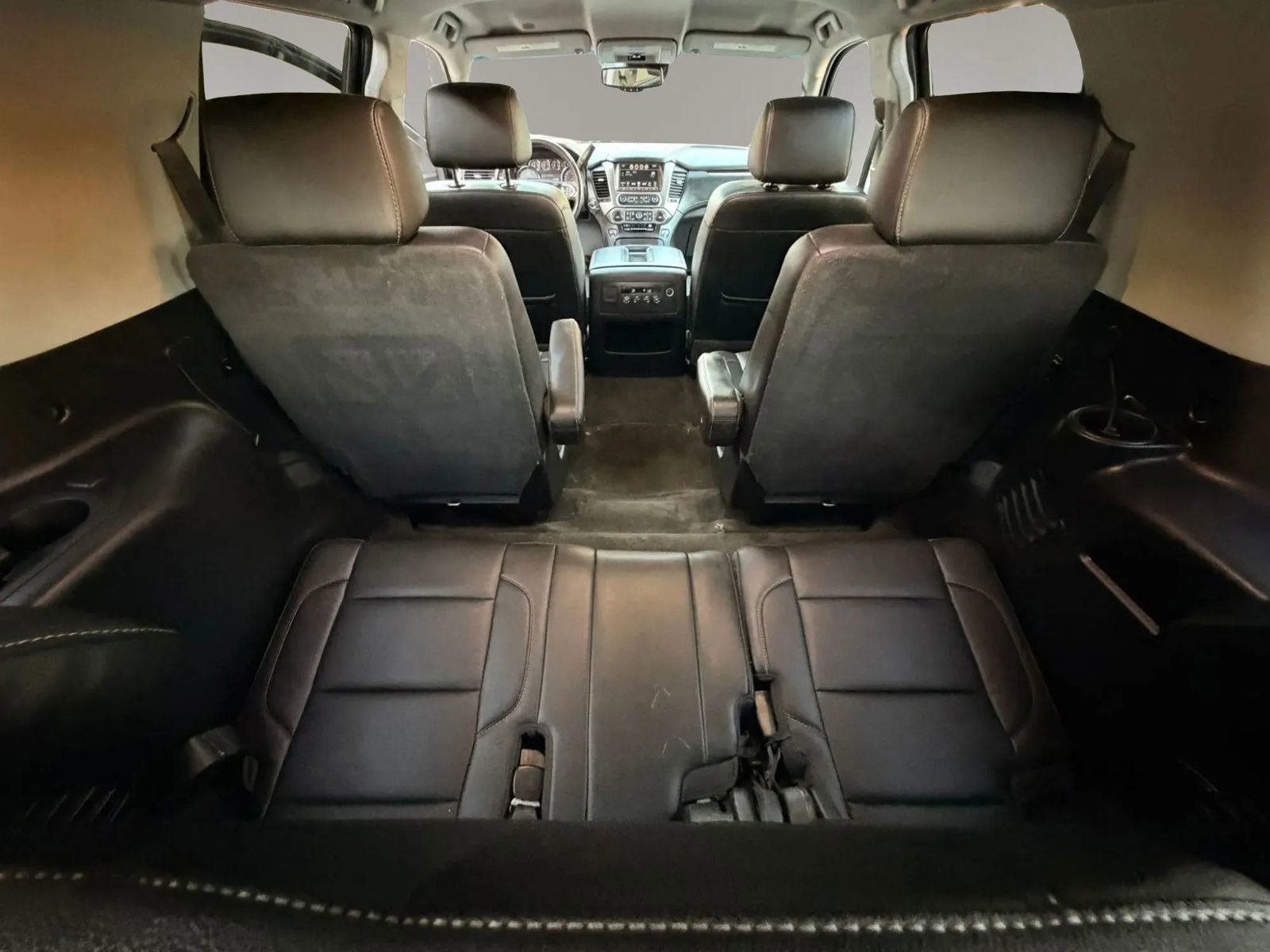 Used 2018 Chevrolet Tahoe Premier RWD image 38