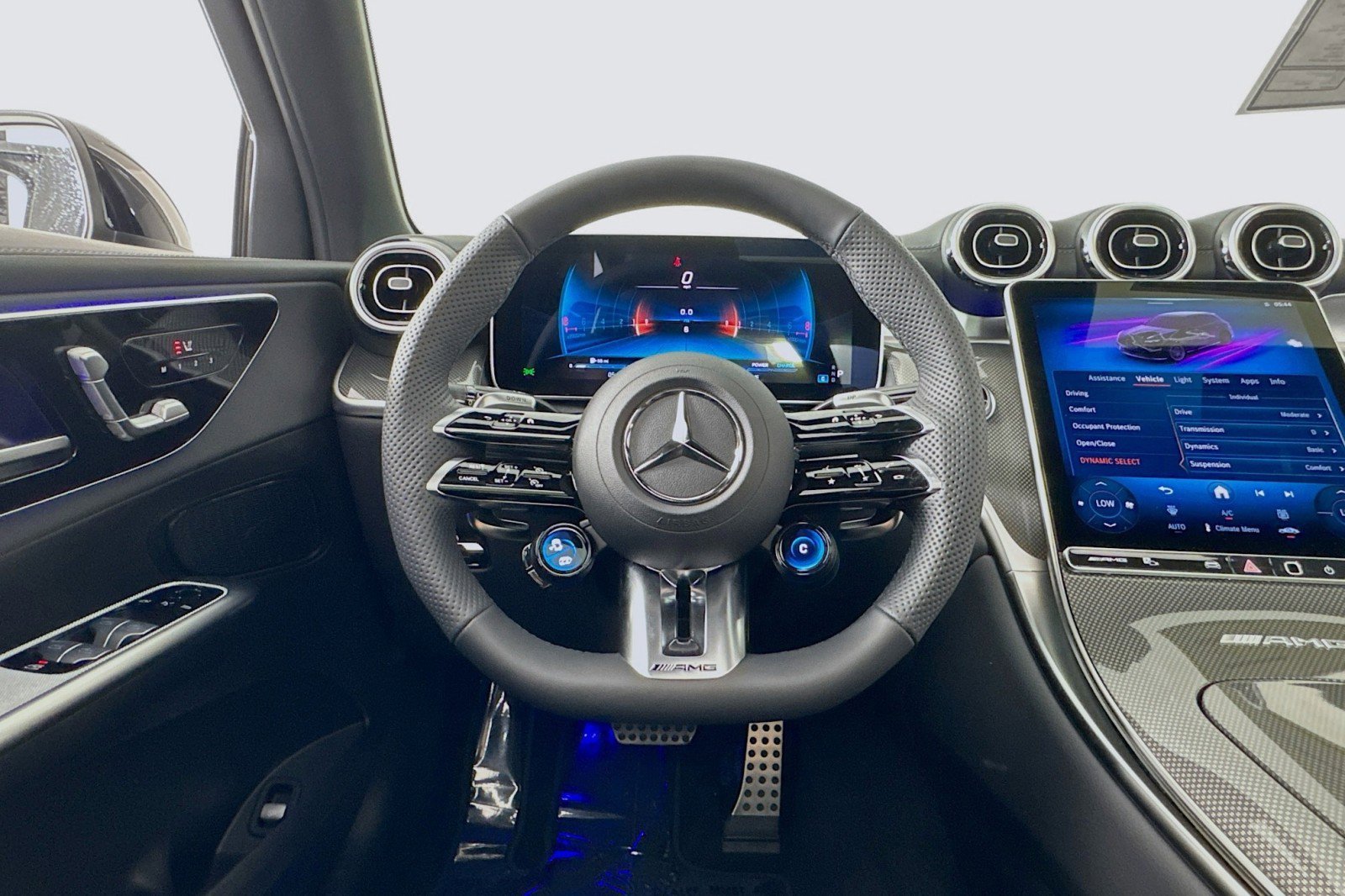 New 2025 Mercedes-Benz GLC 43 AMG 4MATIC image 4