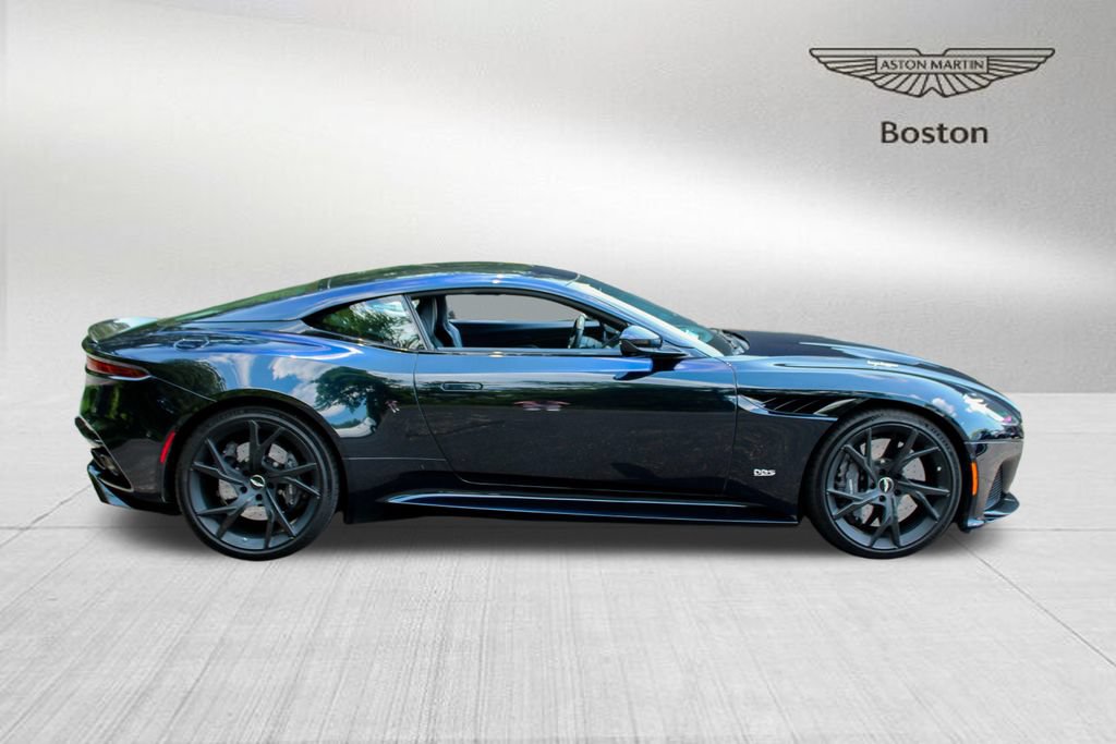 Used 2019 Aston Martin DBS Superleggera RWD image 6