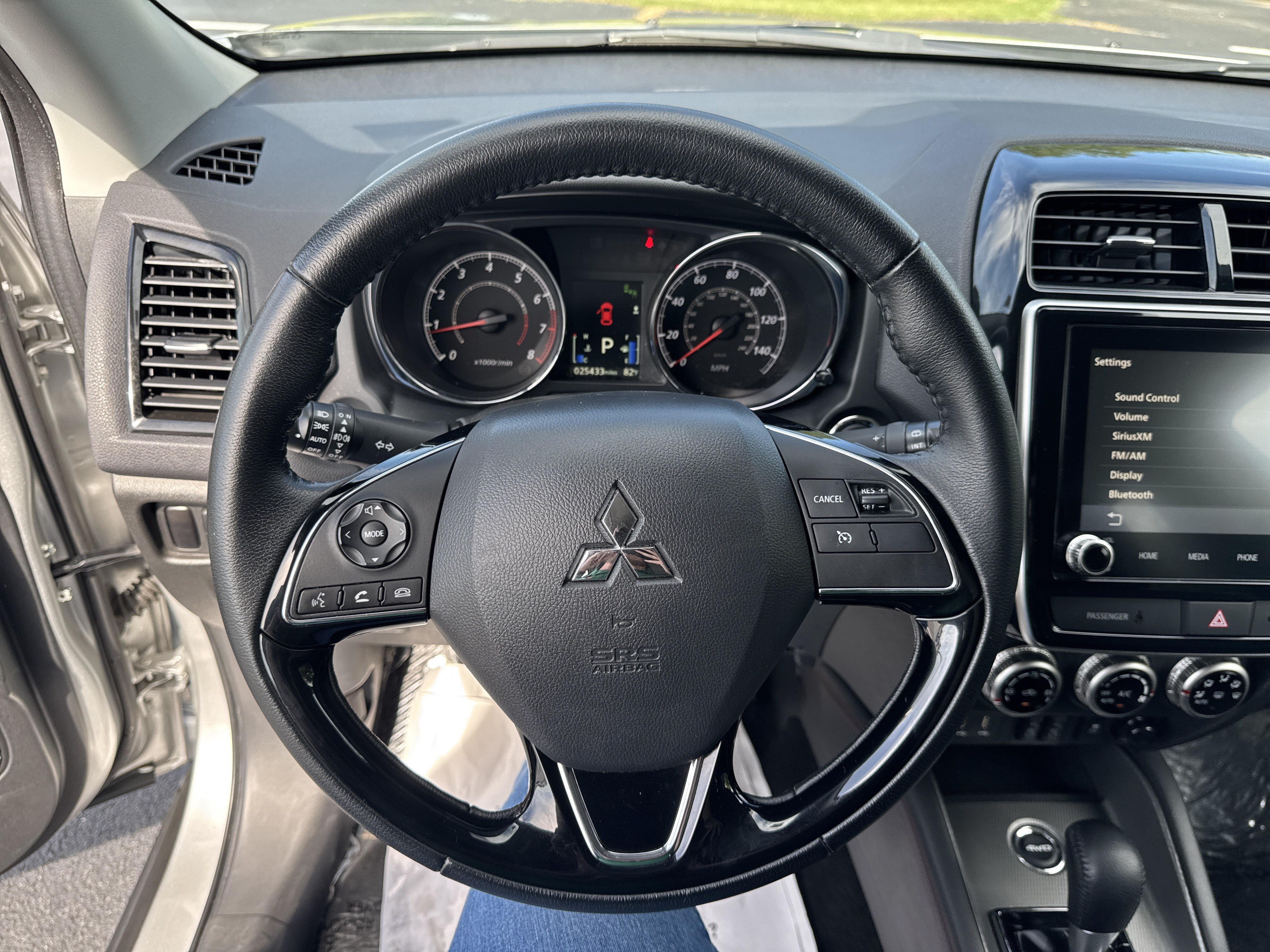 Used 2025 Mitsubishi Outlander Sport ES AWD/4WD image 16