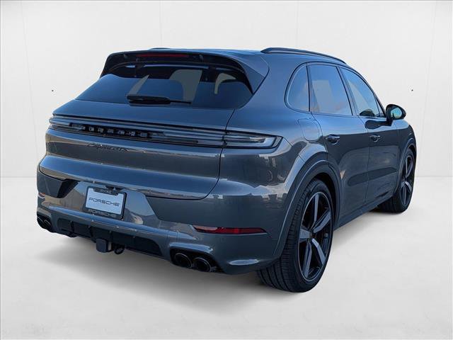 New 2025 Porsche Cayenne GTS image 9