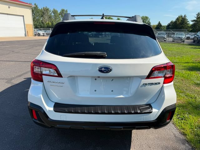 Used 2018 Subaru Outback 2.5i Premium AWD/4WD image 2
