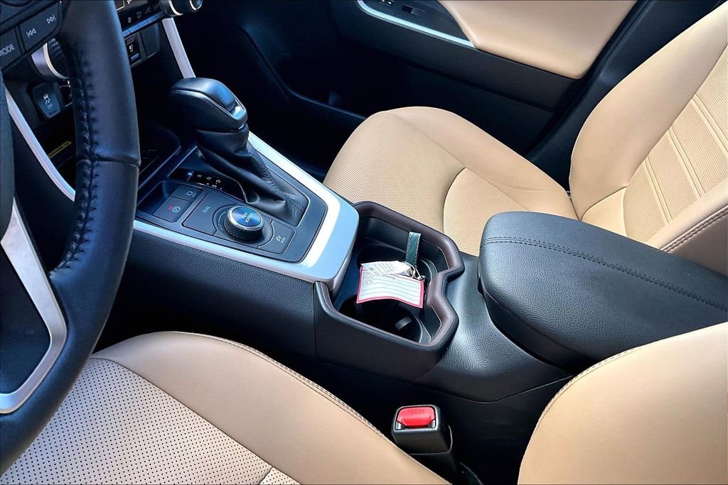 Certified 2021 Toyota RAV4 Limited image 17