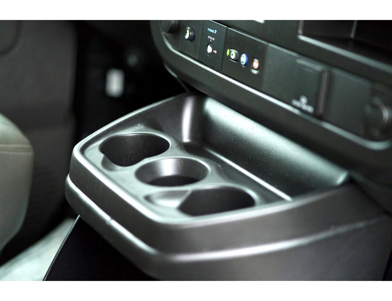 Used 2019 Chevrolet Express 2500 w/ Driver Convenience Package image 34