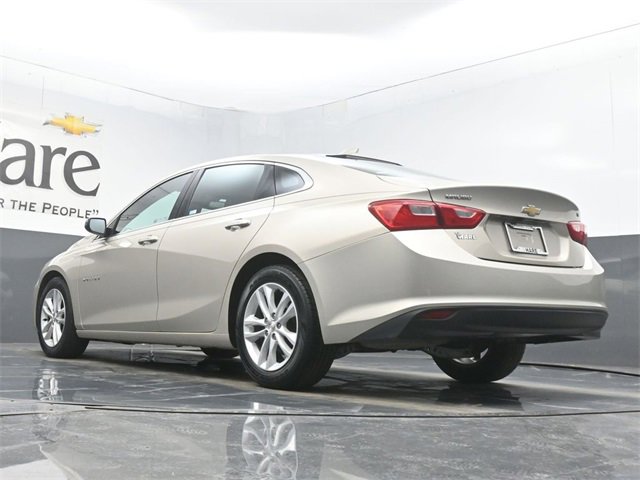 Used 2016 Chevrolet Malibu LT image 5