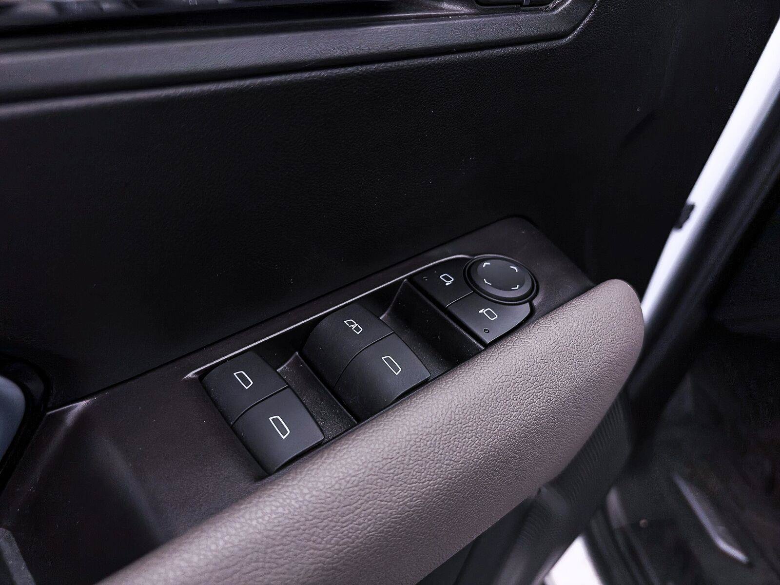 Used 2024 Chevrolet Colorado ZR2 w/ ZR2 Convenience Package III AWD/4WD image 21