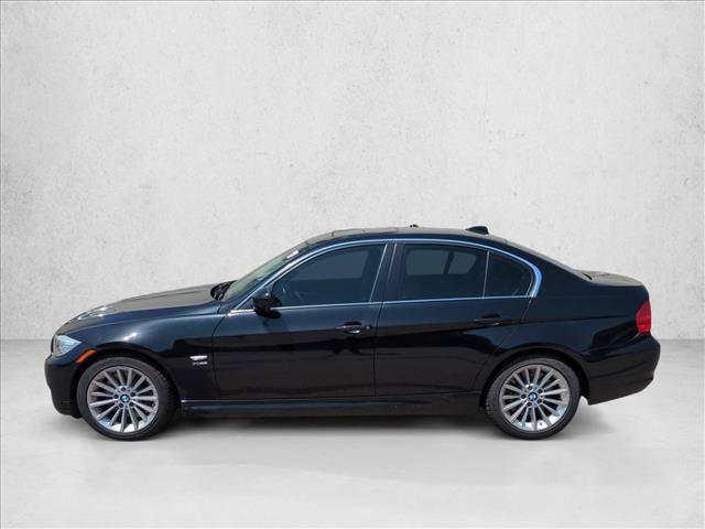 Used 2011 BMW 335i xDrive Sedan AWD/4WD image 9
