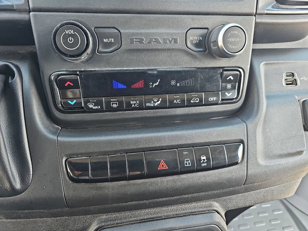 Used 2023 RAM ProMaster 2500 FWD image 21