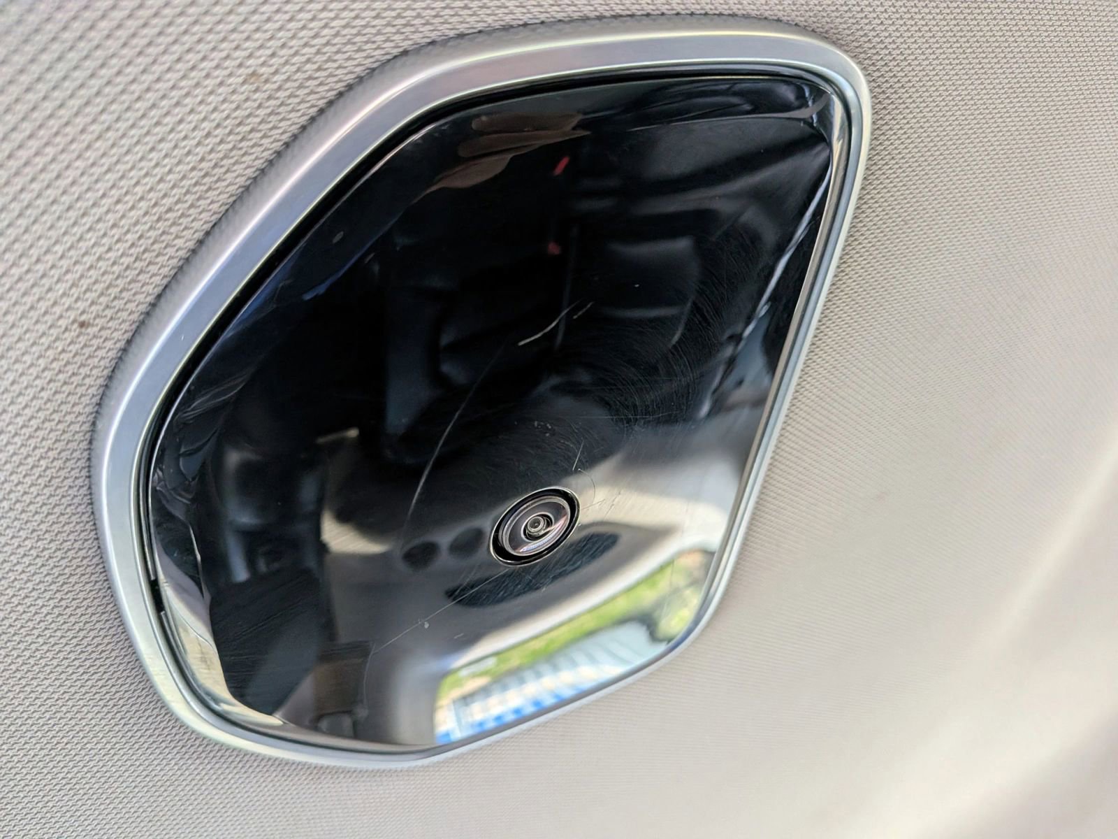 Used 2022 Chrysler Pacifica Touring-L w/ Uconnect Theater Family Group FWD image 54