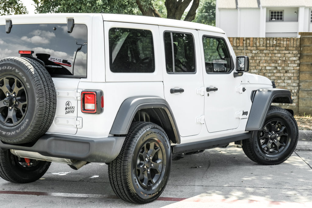 Used 2023 Jeep Wrangler Unlimited Sport AWD/4WD image 18