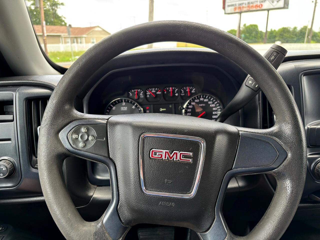 Used 2017 GMC Sierra 1500 2WD Regular Cab image 9