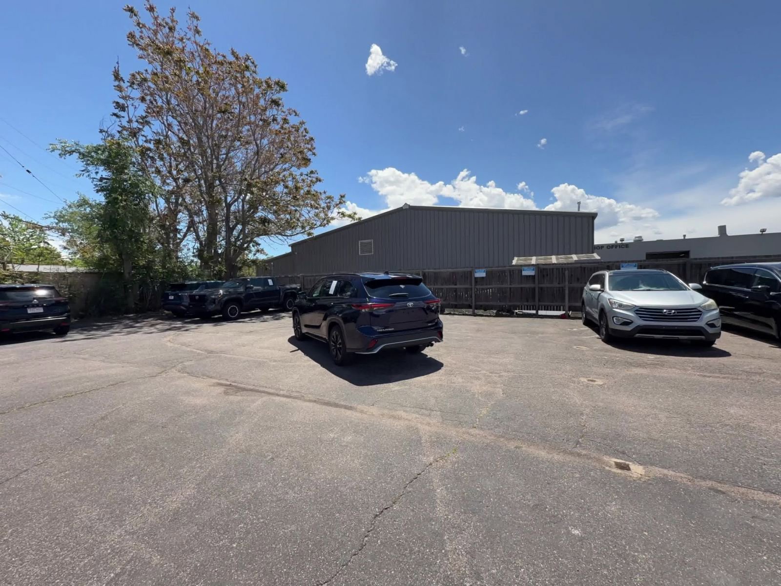 Used 2025 Toyota Highlander XSE AWD/4WD image 15