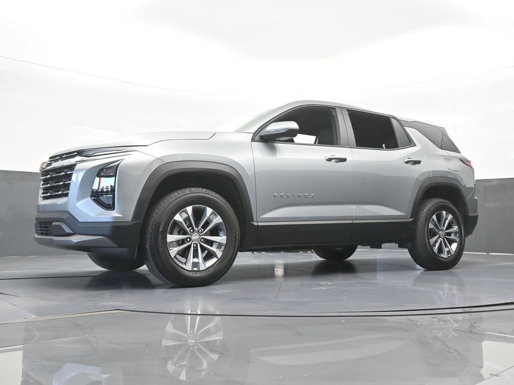Used 2026 Chevrolet Equinox LT FWD image 52