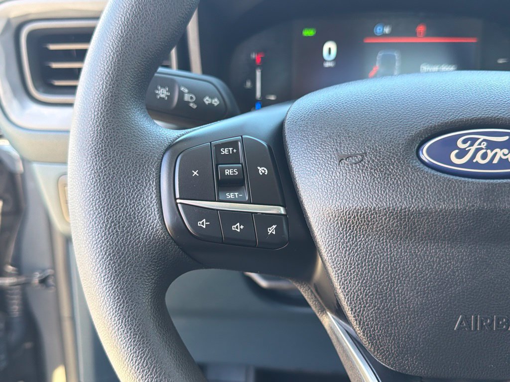 Certified 2025 Ford Maverick XL FWD image 27