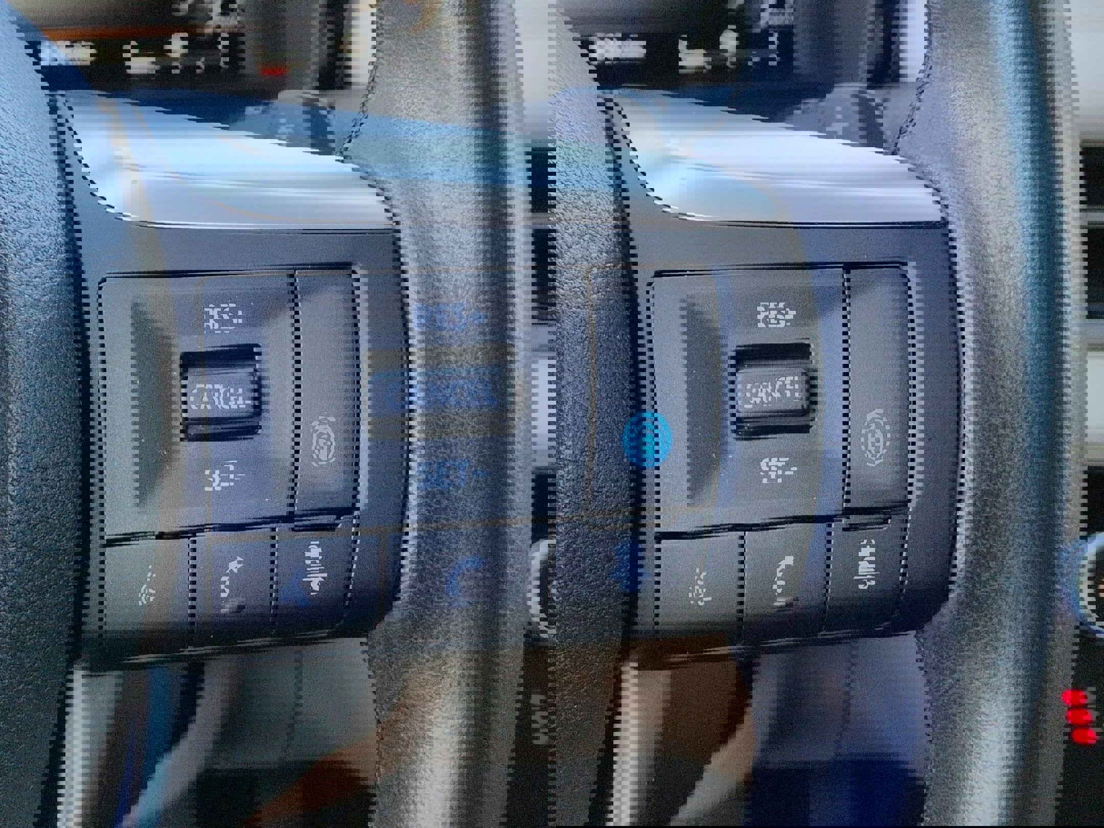 Used 2023 INFINITI QX60 Luxe w/ Cargo Package image 19