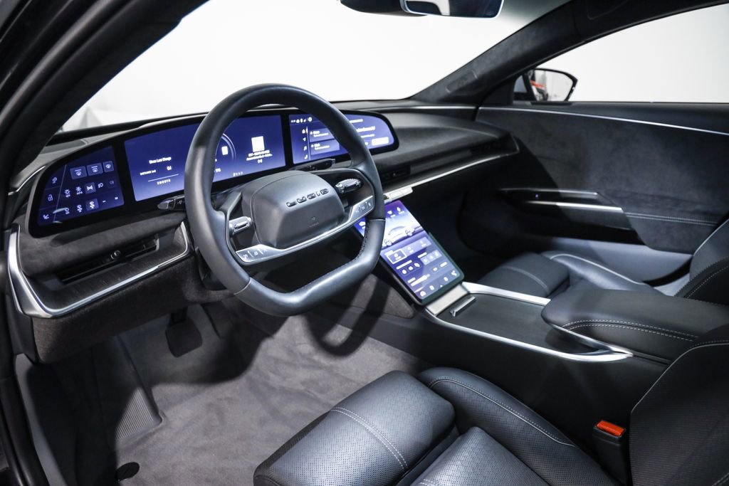Used 2023 Lucid Air Grand Touring image 37