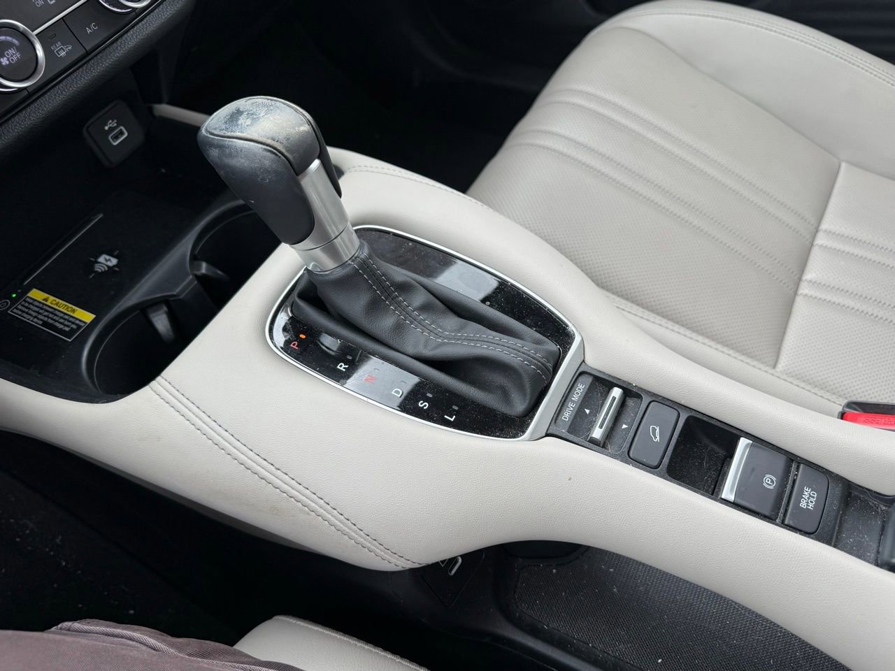 Used 2024 Honda HR-V EX-L image 17