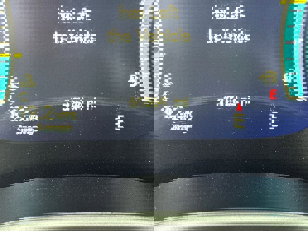 Used 2022 Chrysler Pacifica Touring-L image 18