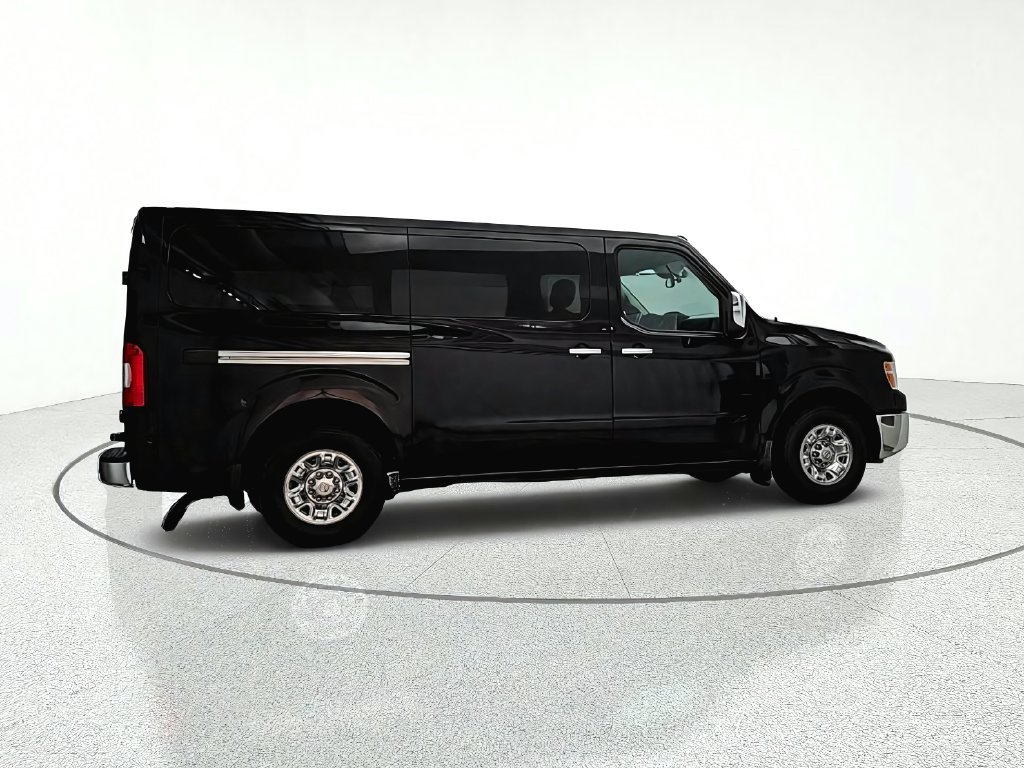 Used 2016 Nissan NV 3500 SL RWD image 4