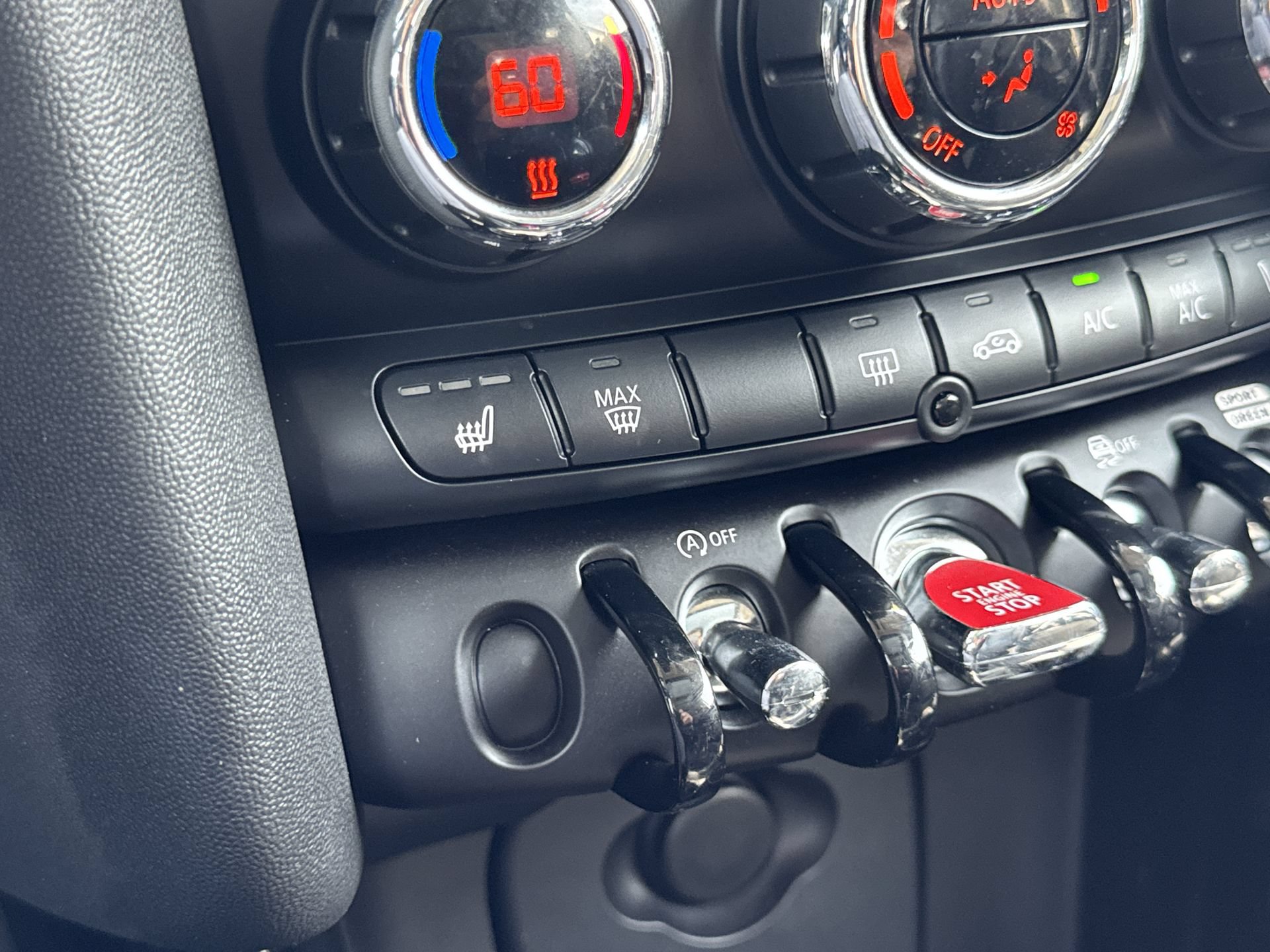 Used 2019 MINI Cooper S w/ Premium Package FWD image 24