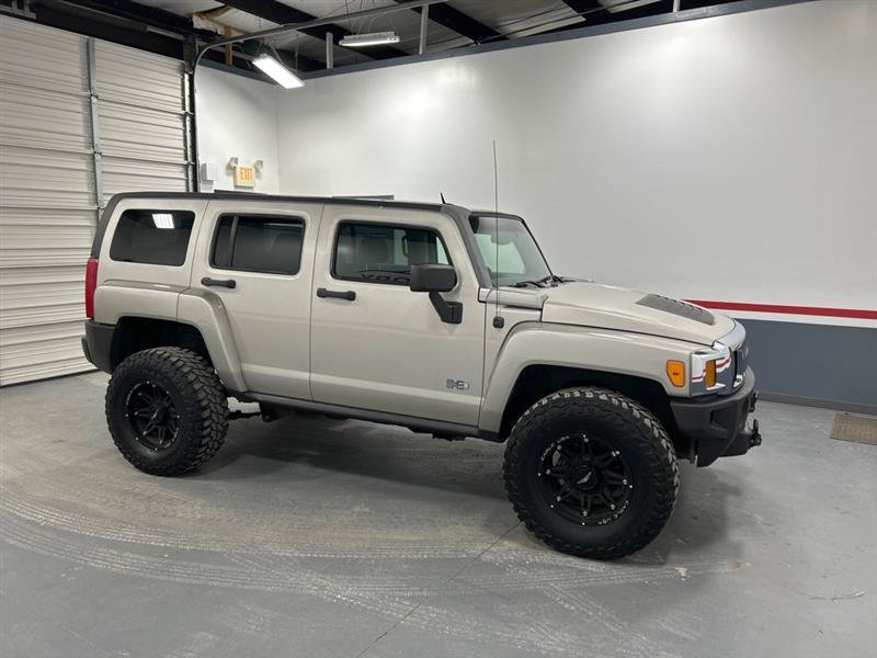 Used 2006 HUMMER H3 AWD/4WD image 6