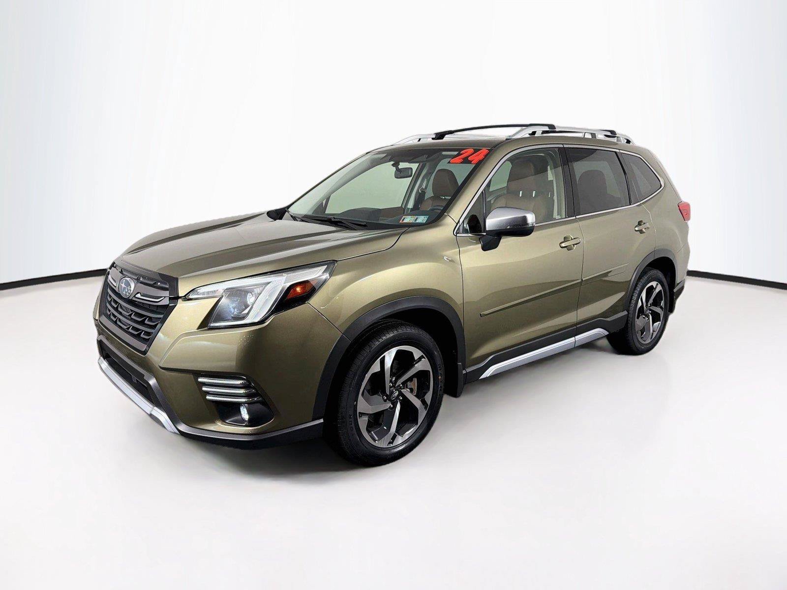 Used 2024 Subaru Forester Touring AWD/4WD image 7