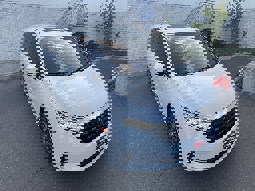 Certified 2023 Honda Odyssey Touring image 5